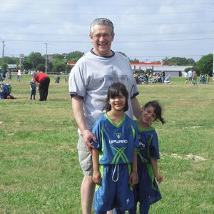 Meet your Posher, Mona